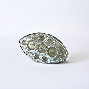 Vintage Leaf Shape Silver Tone Small Pin Faux Diamond Cut Glass Pointed Oval